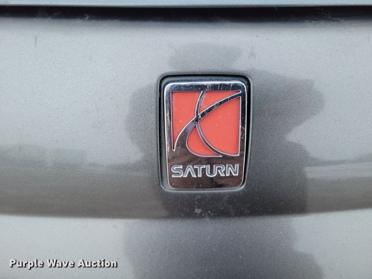 image for item MC9542 2005 Saturn Vue  SUV