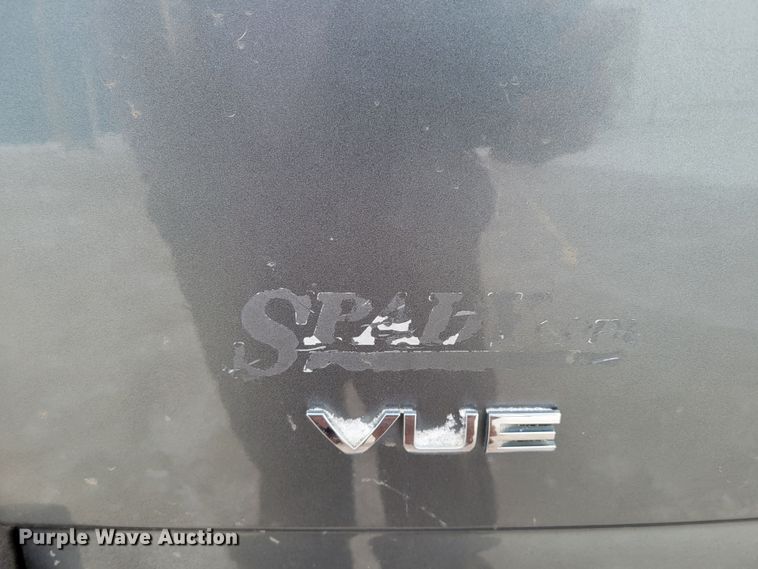 image for item MC9542 2005 Saturn Vue  SUV