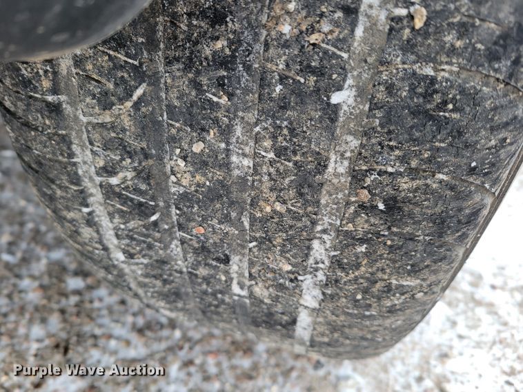 image for item MC9542 2005 Saturn Vue  SUV