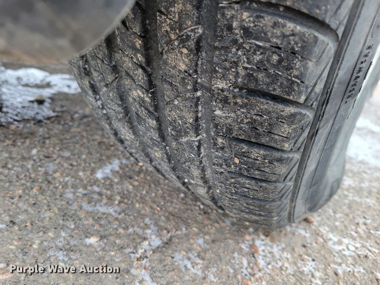 image for item MC9542 2005 Saturn Vue  SUV