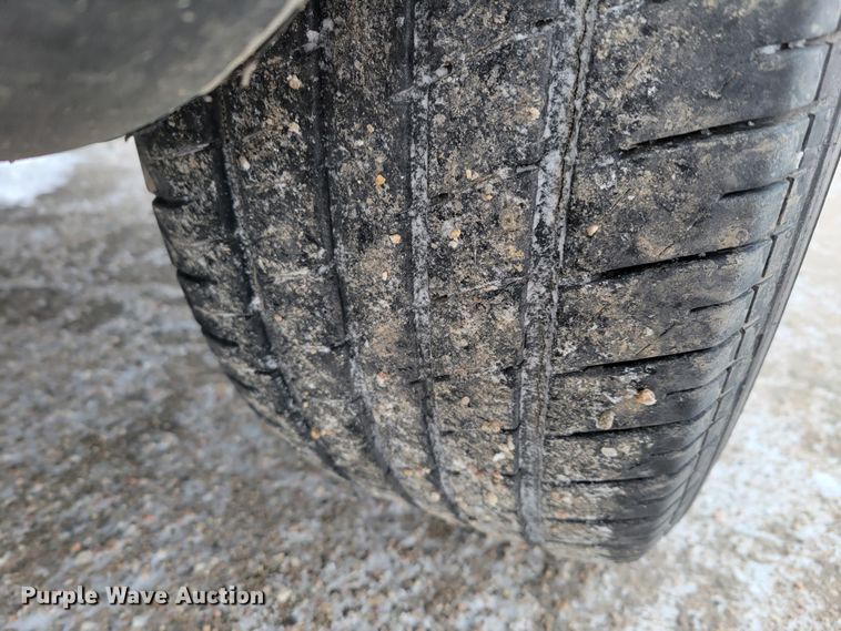 image for item MC9542 2005 Saturn Vue  SUV