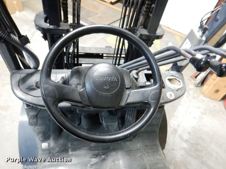image for item MC9787 Toyota 8FGCU20  forklift