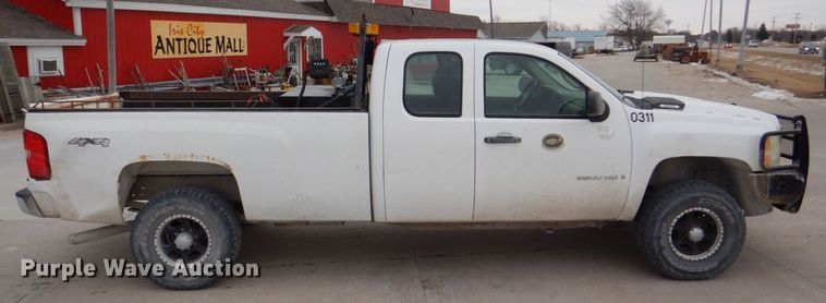 image for item MC9788 2008 Chevrolet Silverado 2500HD  pickup truck
