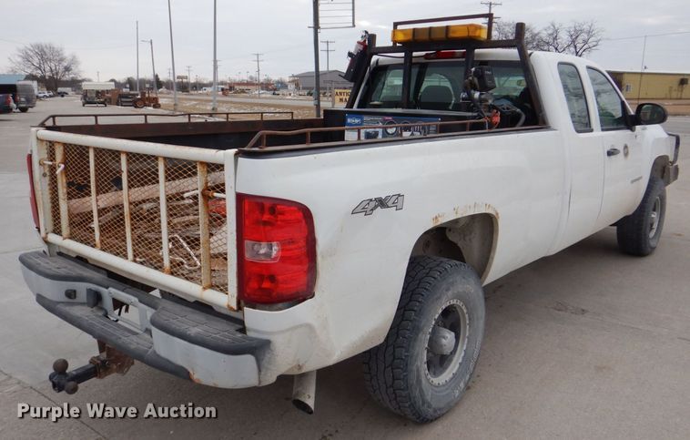 image for item MC9788 2008 Chevrolet Silverado 2500HD  pickup truck