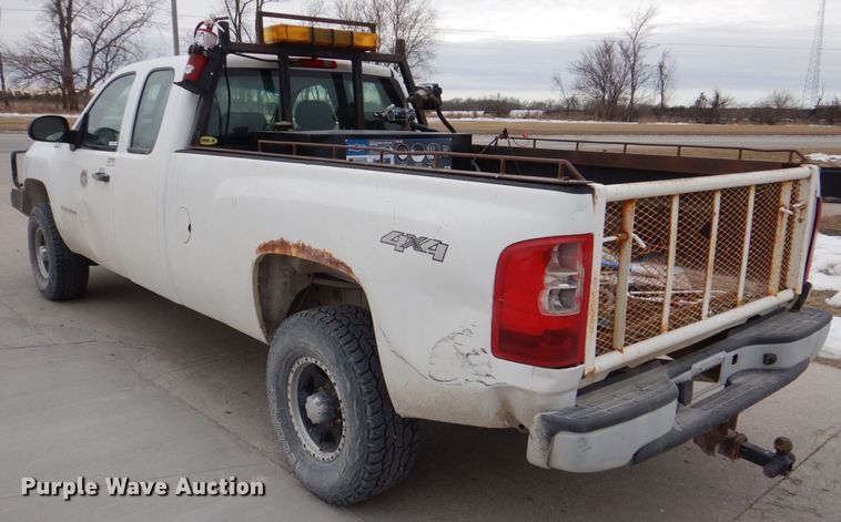 image for item MC9788 2008 Chevrolet Silverado 2500HD  pickup truck