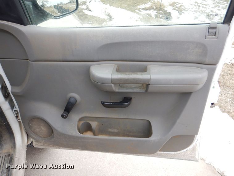 image for item MC9788 2008 Chevrolet Silverado 2500HD  pickup truck