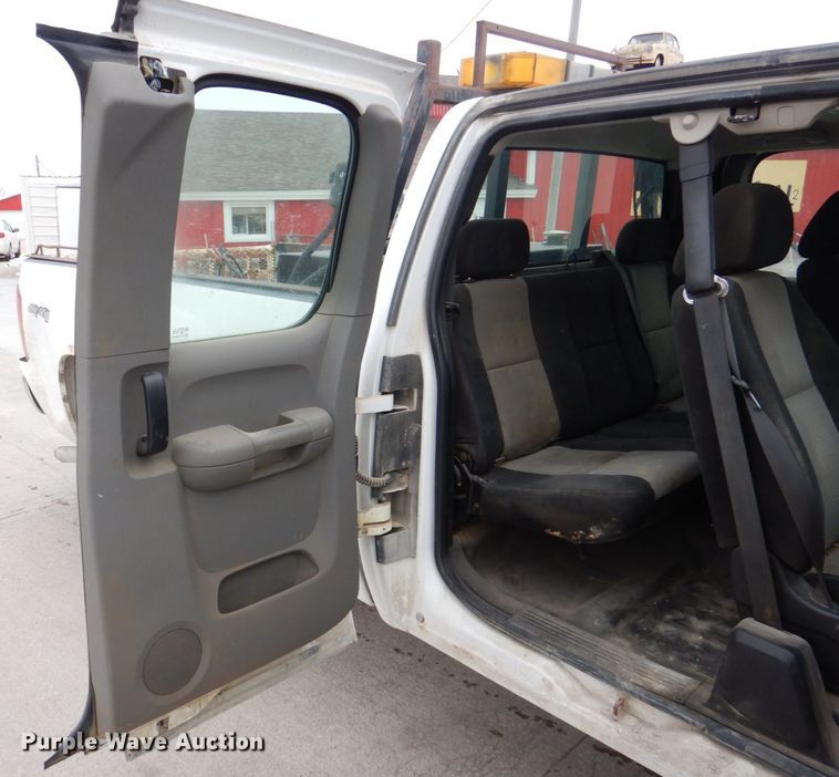 image for item MC9788 2008 Chevrolet Silverado 2500HD  pickup truck