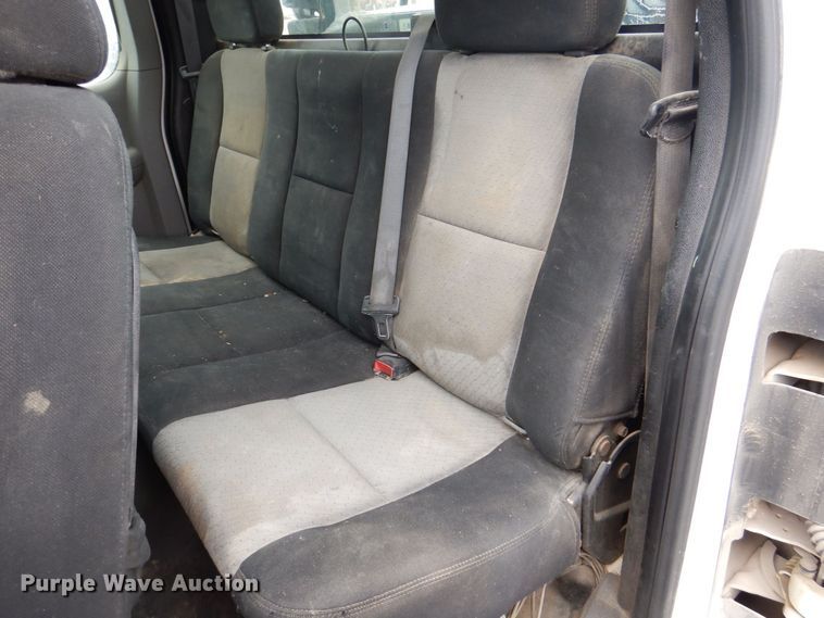 image for item MC9788 2008 Chevrolet Silverado 2500HD  pickup truck