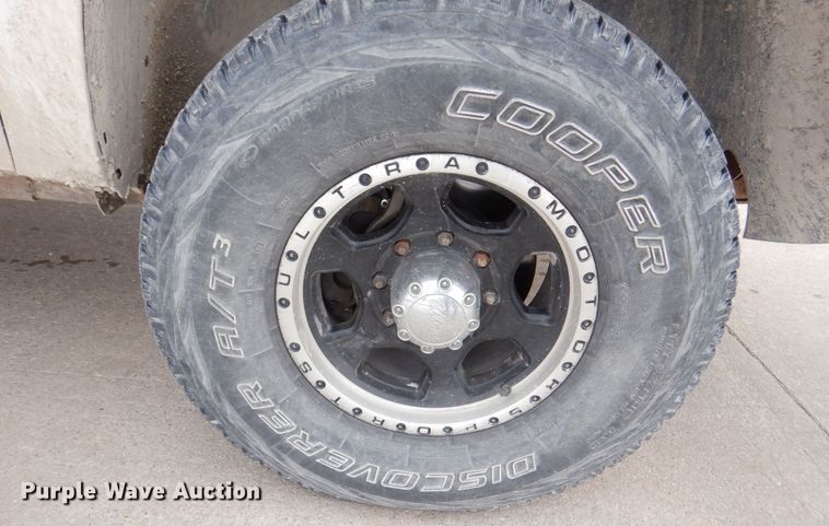 image for item MC9788 2008 Chevrolet Silverado 2500HD  pickup truck