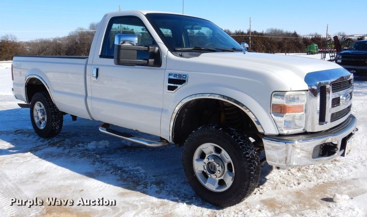 image for item MC9791 2010 Ford F250 Super Duty XL  pickup truck