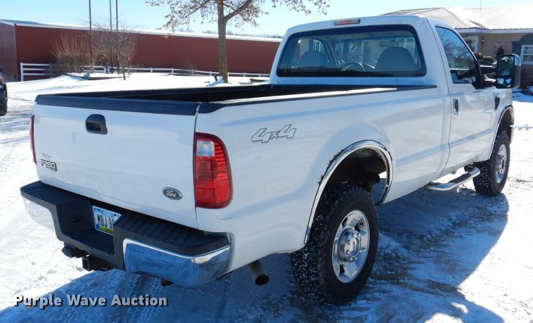 image for item MC9791 2010 Ford F250 Super Duty XL  pickup truck