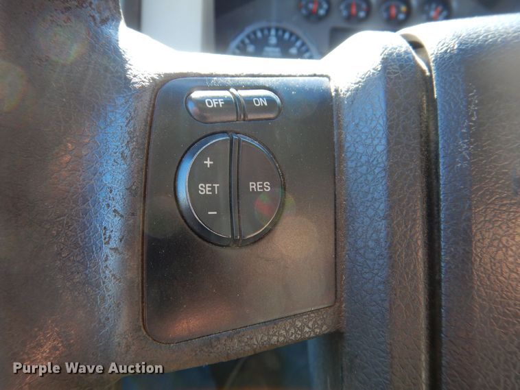 image for item MC9791 2010 Ford F250 Super Duty XL  pickup truck