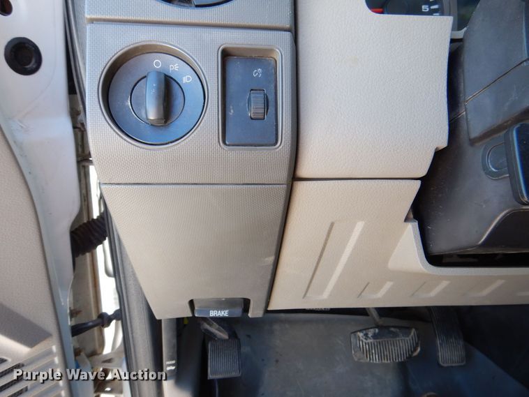 image for item MC9791 2010 Ford F250 Super Duty XL  pickup truck