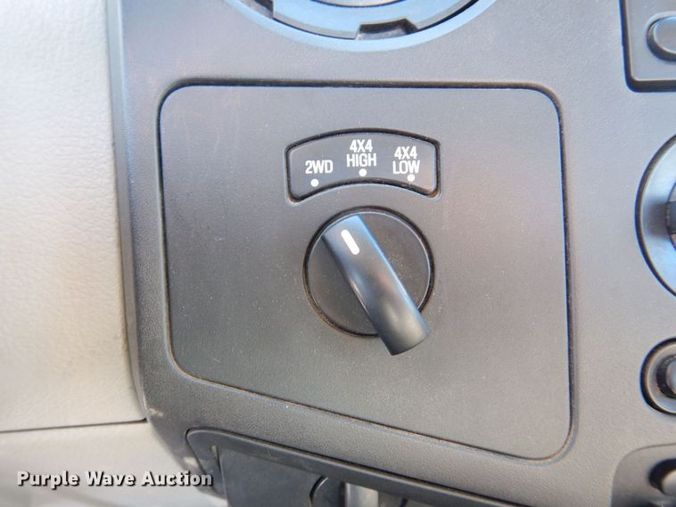 image for item MC9791 2010 Ford F250 Super Duty XL  pickup truck