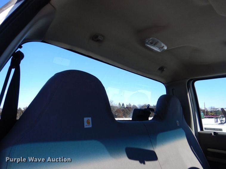 image for item MC9791 2010 Ford F250 Super Duty XL  pickup truck