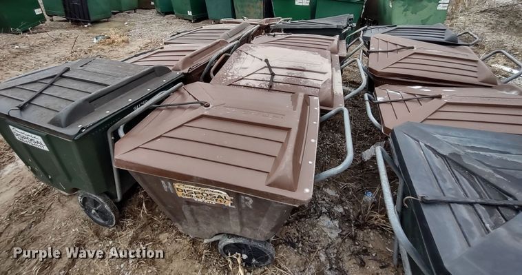 image for item MD9294 (12) Ameri-Kart trash cans