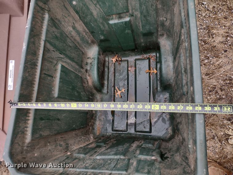 image for item MD9294 (12) Ameri-Kart trash cans