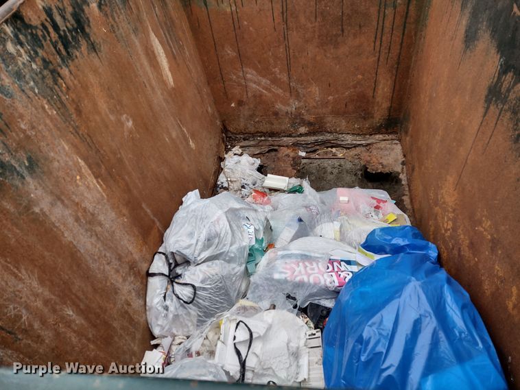 image for item MD9295 (32) dumpsters