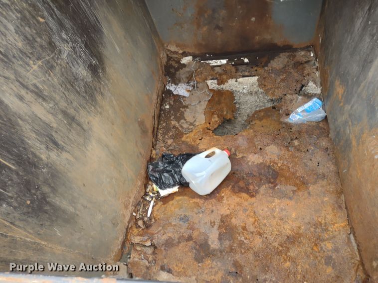 image for item MD9295 (32) dumpsters