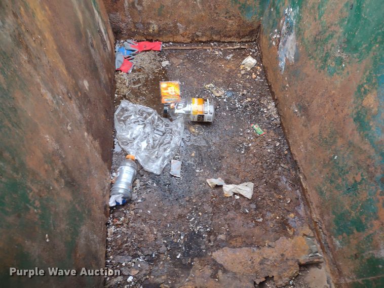 image for item MD9295 (32) dumpsters