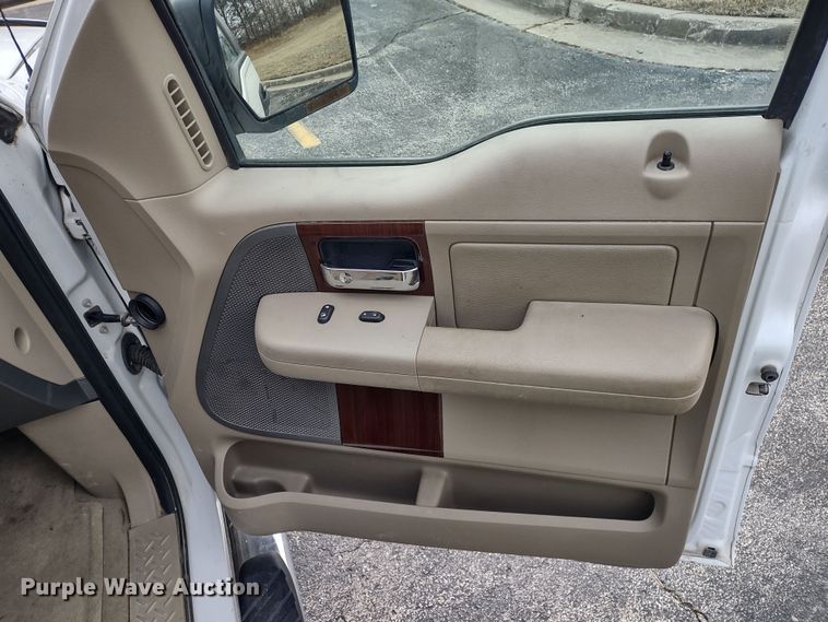 image for item MD9297 2007 Ford F150 Lariat Super Crew  SuperCrew pickup truck