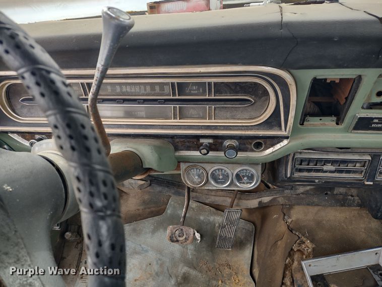 image for item MD9300 1970 Ford F250 Camper Special  pickup truck