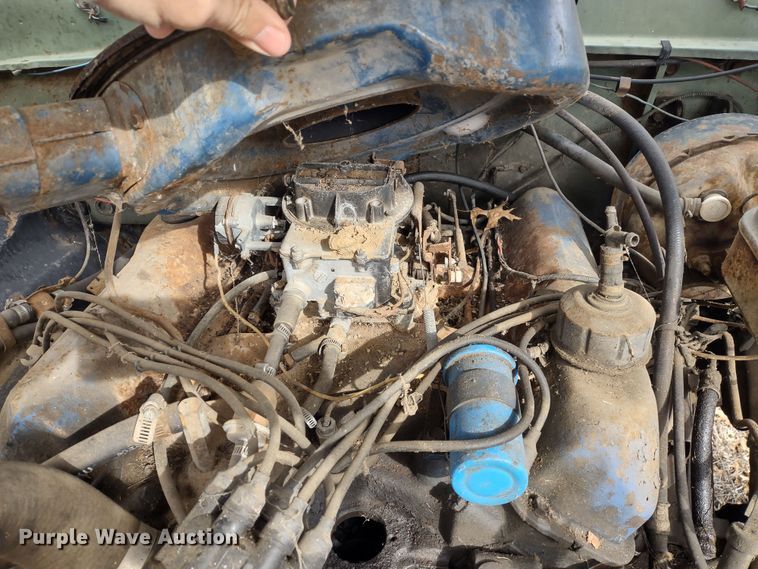 image for item MD9300 1970 Ford F250 Camper Special  pickup truck