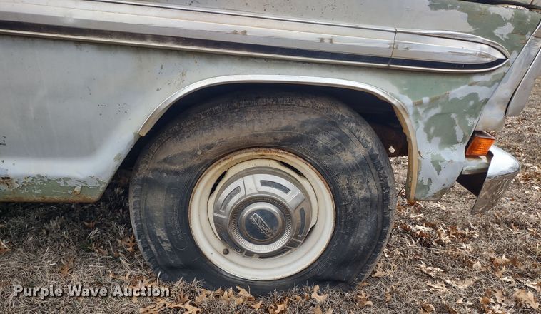 image for item MD9300 1970 Ford F250 Camper Special  pickup truck