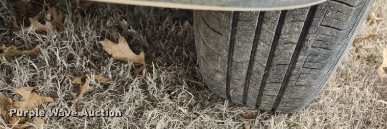 image for item MD9301 2004 Chevrolet Colorado Z71  Crew Cab pickup truck