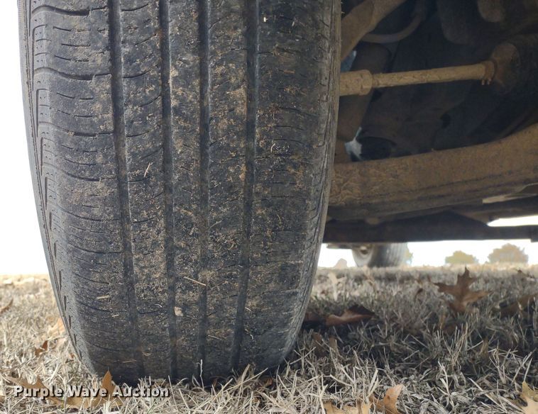 image for item MD9301 2004 Chevrolet Colorado Z71  Crew Cab pickup truck