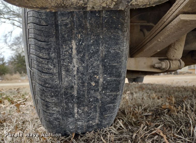 image for item MD9301 2004 Chevrolet Colorado Z71  Crew Cab pickup truck