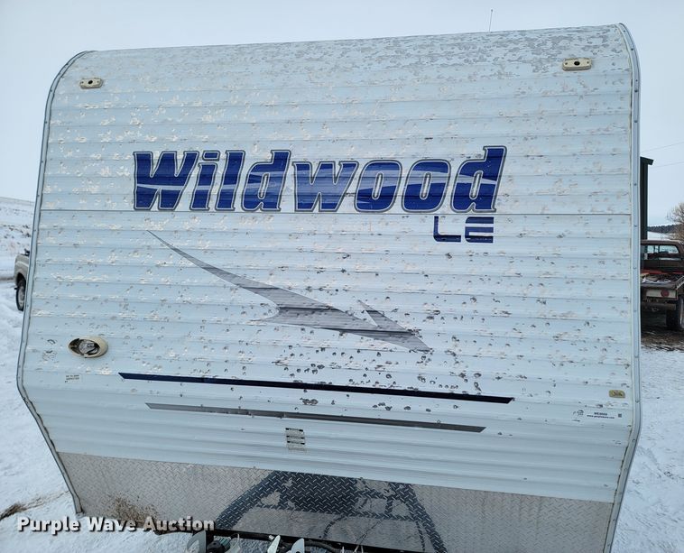 image for item ME9669 2008 Forrest River Wildwood LE  camper