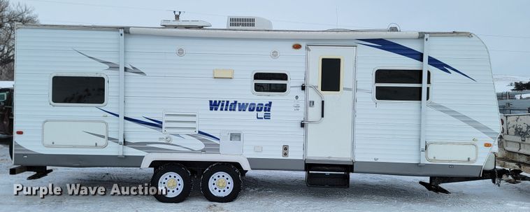 image for item ME9669 2008 Forrest River Wildwood LE  camper