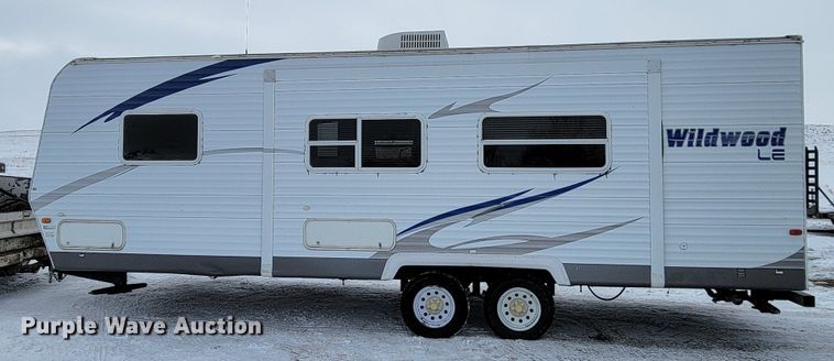 image for item ME9669 2008 Forrest River Wildwood LE  camper