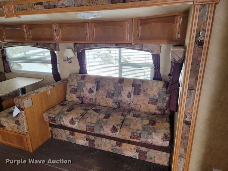 image for item ME9669 2008 Forrest River Wildwood LE  camper