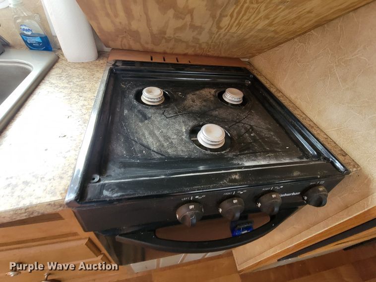 image for item ME9669 2008 Forrest River Wildwood LE  camper