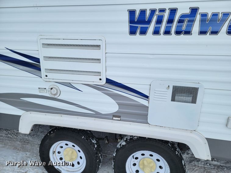 image for item ME9669 2008 Forrest River Wildwood LE  camper