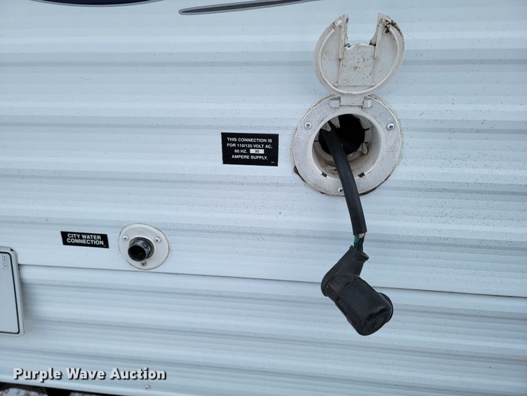 image for item ME9669 2008 Forrest River Wildwood LE  camper