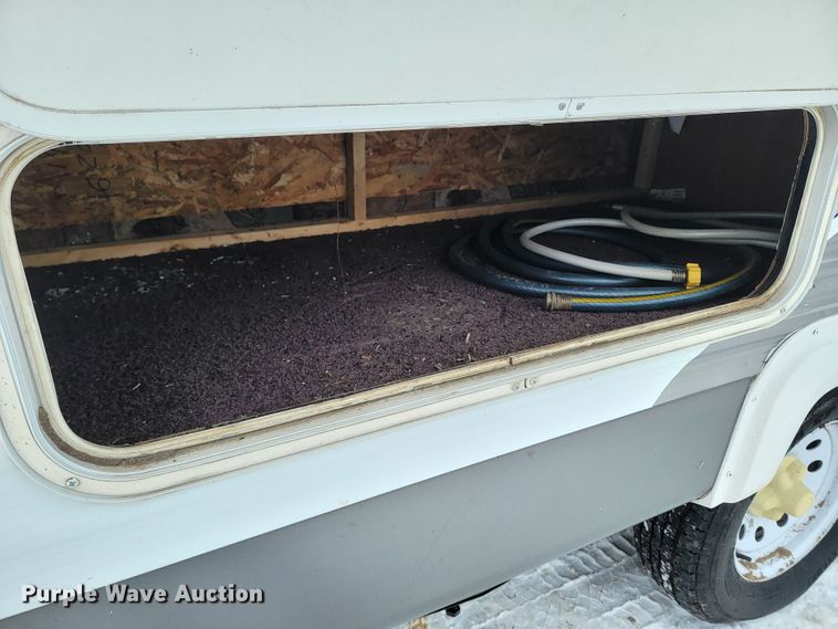 image for item ME9669 2008 Forrest River Wildwood LE  camper