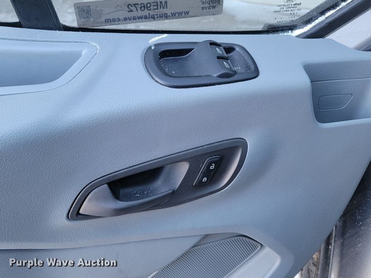 image for item ME9672 2016 Ford Transit 350  van