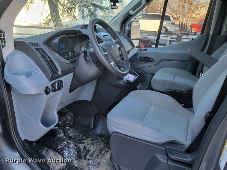 image for item ME9672 2016 Ford Transit 350  van