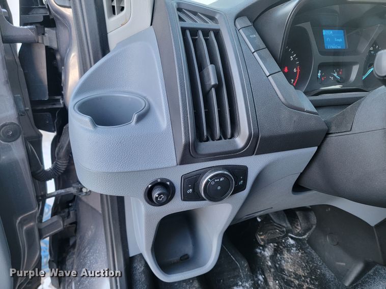 image for item ME9672 2016 Ford Transit 350  van