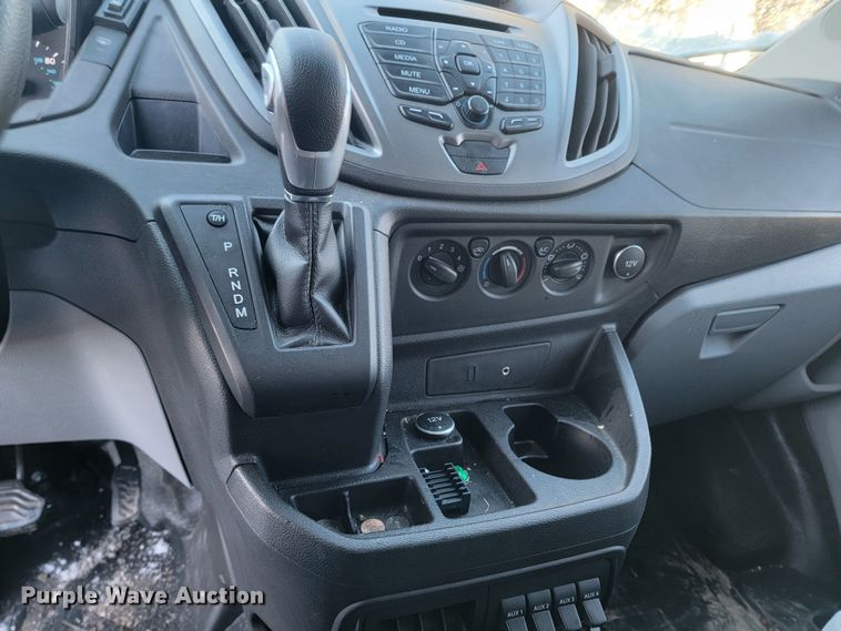 image for item ME9672 2016 Ford Transit 350  van