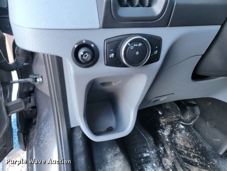 image for item ME9672 2016 Ford Transit 350  van