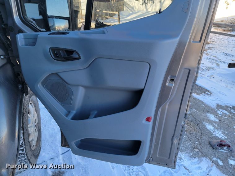 image for item ME9672 2016 Ford Transit 350  van