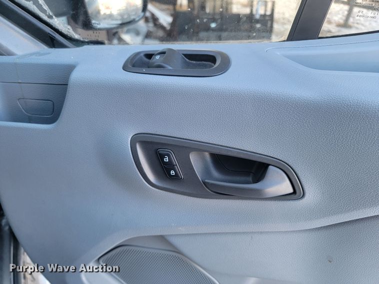 image for item ME9672 2016 Ford Transit 350  van