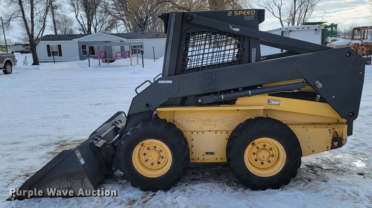 image for item ME9675 New Holland LS180  skid steer loader