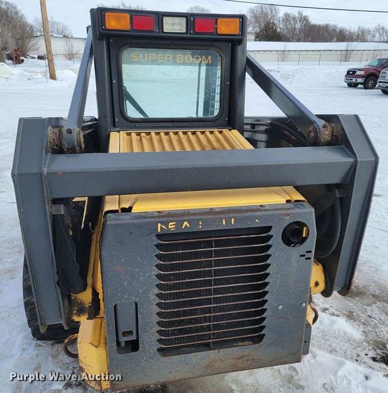 image for item ME9675 New Holland LS180  skid steer loader