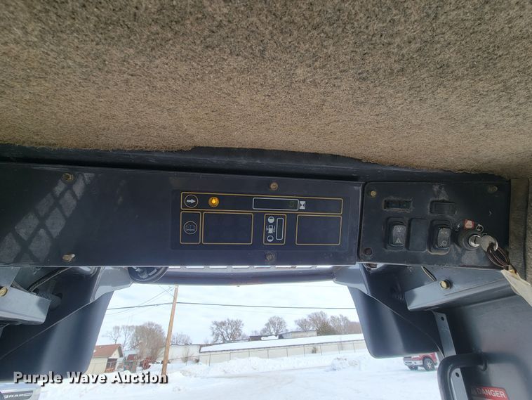 image for item ME9675 New Holland LS180  skid steer loader