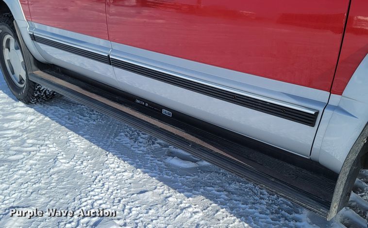 image for item ME9676 1997 Chevrolet Suburban K1500 LT  SUV